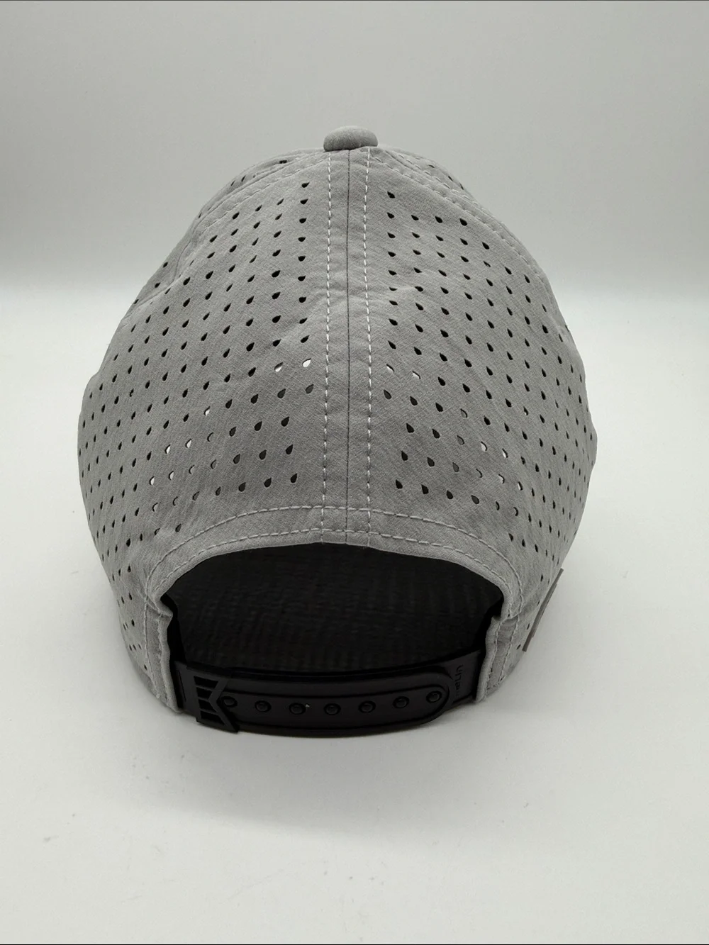 Hydro A-Game Melin Hat Gray Snap Back